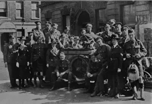 Sporran Prints: Two women police sergeants with Canadian troops, WW1
