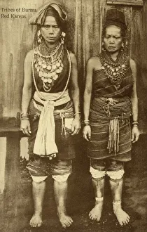 Images Dated 10th February 2012: Women of the Red Karen - Myanmar