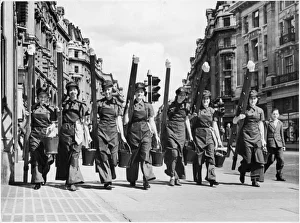 Nostalgia Collection: Women Window Cleaners