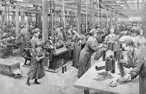 Munitions Gallery: Women working in munitions factory, WW1