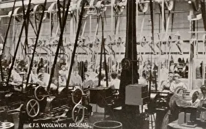 Women WW1 Munitions Woolwich Arsenal