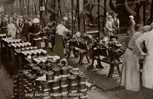 Images Dated 17th May 2016: Women WW1 Munitions Woolwich Arsenal
