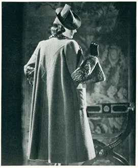 Buyers Prints: Women's Fashion Advertisement Photograph