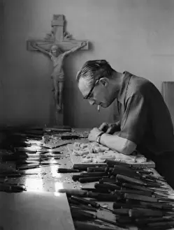 Kinds Prints: The Wood Carver