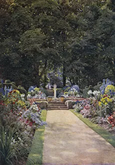 Images Dated 11th May 2016: Woodside Garden 1908