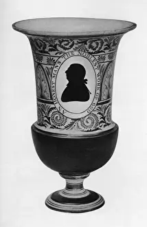 Worcester vase with silhouette portrait of King George III