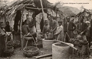 Annamite Gallery: Workers manufacturing Annamite paper - Vietnam