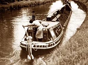 Bargee Prints: A working canal narrow boat