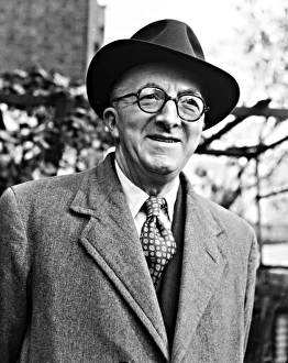 Images Dated 17th February 2016: Working class man in suit and coat