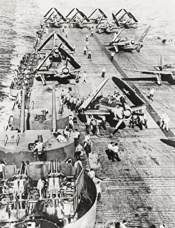 World War II Curtiss Helldivers, US Navvy aircraft carrier
