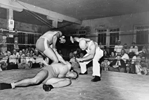 Wrestling match sponsored by American Legion, Sikeston, Miss