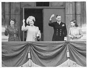 Accompanies Gallery: WW II King George VI Buckingham Palace, VE Day celebration