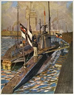 Images Dated 19th April 2011: WW1 / 1915 / U-BOATS KIEL