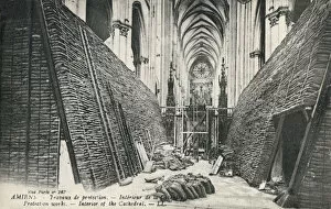 Images Dated 7th February 2019: WW1 - Amiens Cathedral, France - Protection from air attack