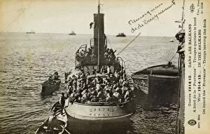 WW1 - Balkans - French troops leave the Provence on a tug