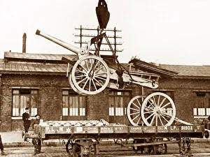 WW1 A British Cannon arrives in France