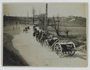 Harrison Prints: WW1 - column of 18pdr QF Mark 1 Guns on a road in France