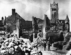 Shelling Collection: WW1 damage at Dormans - Saint-Hippolyte Church