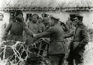 Shake Prints: WW1 - German and Russian troops meet over the barbed wire