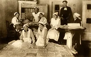 Practical Prints: WW1 - German women make blankets out of newspapers
