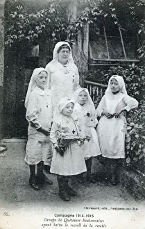 Collect Prints: WW1 - A group of young girls collecting for wounded soldiers