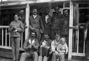 Bpeosa Prints: WW1 - KBH soldiers with musical instruments and child
