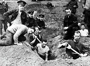 Digging Collection: WW1 Training Lord Kitchener's Army, trench digging