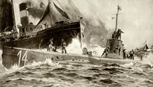 Germans Collection: WW1 - U-14 rammed by British steam trawler, the Oceanic II