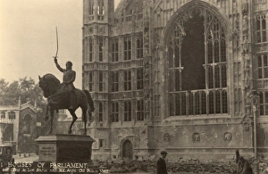 WW2 - Bomb Damage to Houses of Parliament, London WW2 - Bomb Damage to Houses of Parliament, London