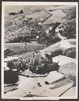 Dropping Gallery: WW2 - dropping supplies to Maquis from American bombers