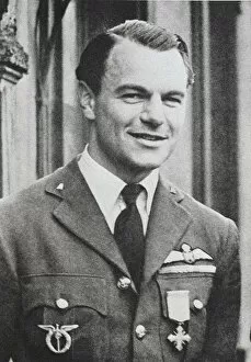 Past Gallery: WW2 Fighter Air Ace, Group Captain Max Aitken