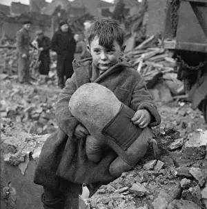 Wreckage Prints: WW2 - Home Front - Young Blitz victim with his cuddly Toy