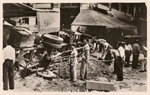 Overturned Gallery: WW2 - Paris Liberation - The barricades