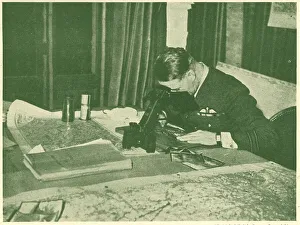 Studying Prints: WW2 - R. A. F. Studying The Pictures