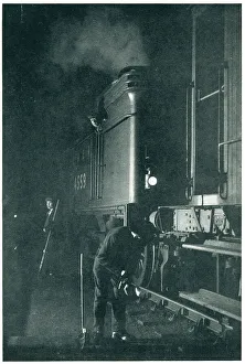 Threat Prints: WW2 Railway Workers Won't Stop