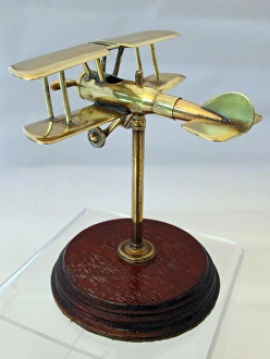 Images Dated 25th July 2012: WWI biplane with a bullet fuselage