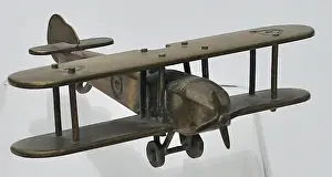 Fuselage Prints: WWI biplane with machine-made roundels on wings