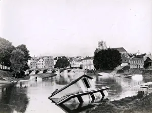 WWI: Meaux from river Marne