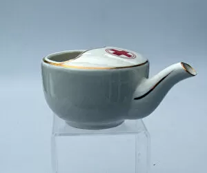 Invalid Gallery: WWI Red Cross invalid feeding cup with spout