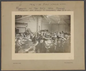 Parcels Prints: WWI - Red Cross packing parcels of food and comfort