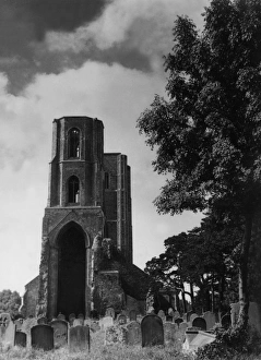 Images Dated 10th May 2011: Wymondham Abbey Church