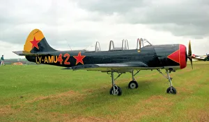 Yakovlev Prints: Yakovlev Yak-52 LY-AMU