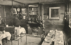 Chop Gallery: Ye Olde Cheshire Cheese Pub, London