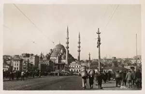 Galata Collection: Yeni Camii (New Mosque) viewed from Galata Bridge, Istanbul