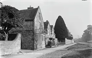 Quaint Prints: Yew Tree Cottage in Broadway