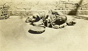 Desperate Prints: Yichang, China - Chinese Beggar