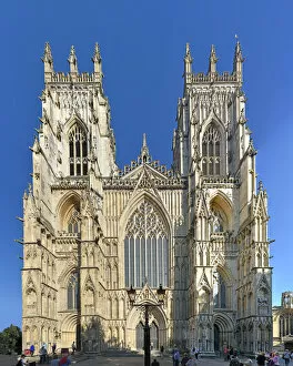 Images Dated 7th April 2020: York Minster - The West Front