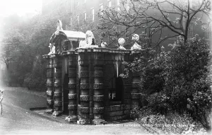 Lush Prints: York Water Gate