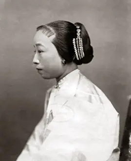 Young Chinese woman, circa 1890
