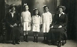 Aunt Collection: Three Young girls with their Mother and their Aunt (?)